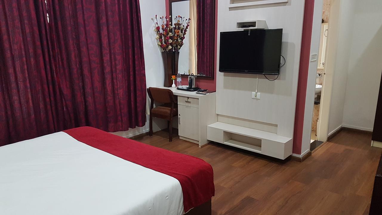 Xavier'S Residency Hotel Kollam Buitenkant foto